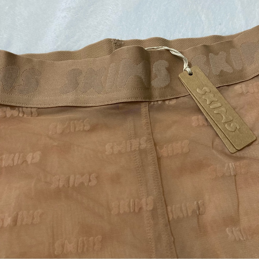 SKIMS Logo Leggings NWT - Picture 7 of 7